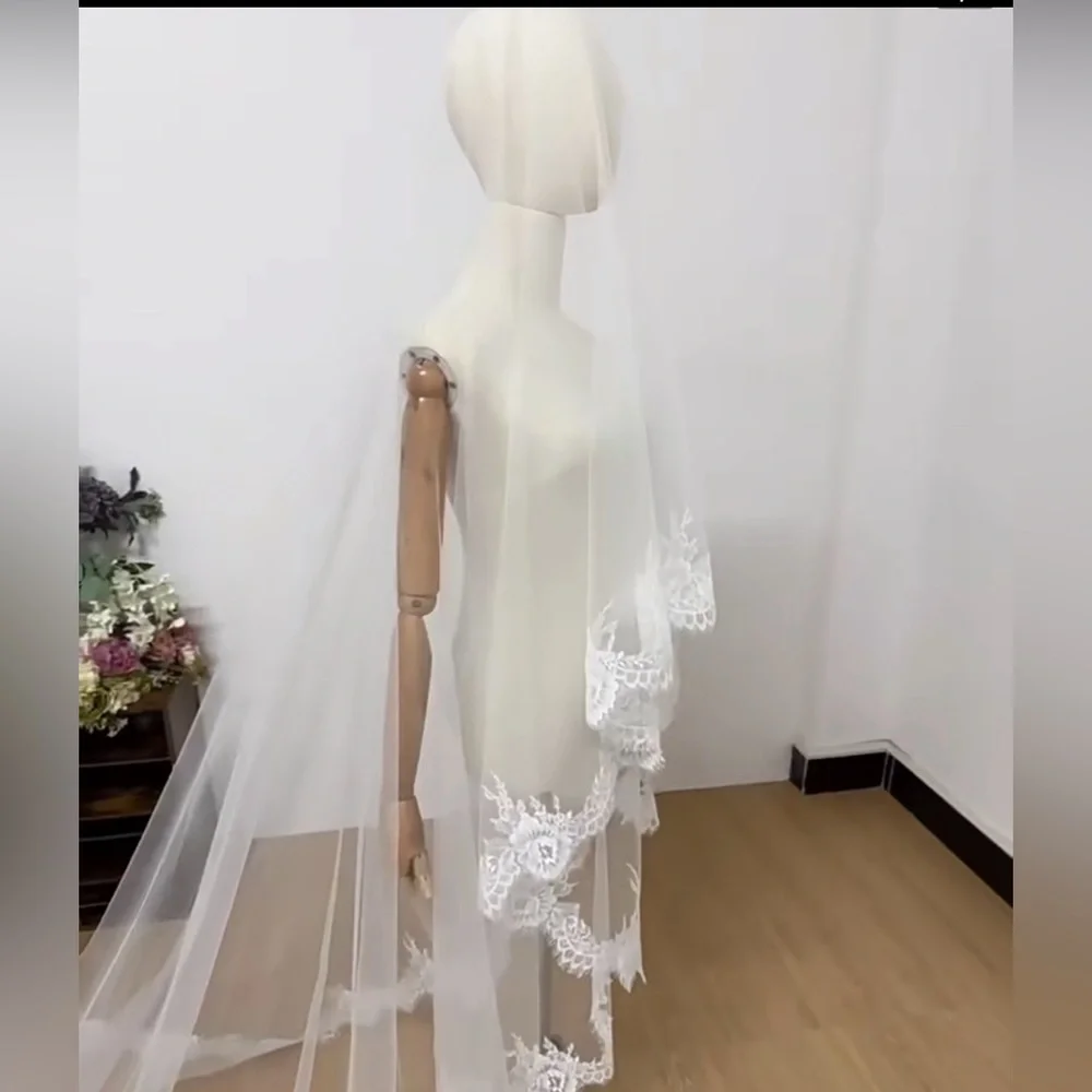 Cathedral Lace Wedding Veil with Comb
